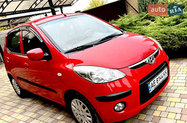 Хэтчбек Hyundai i10 2008 в 