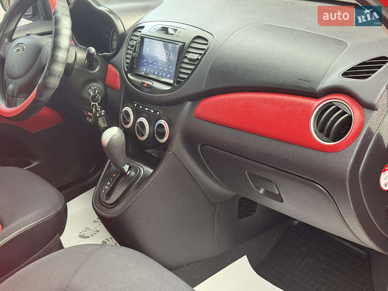 Хэтчбек Hyundai i10 2008 в Днепре