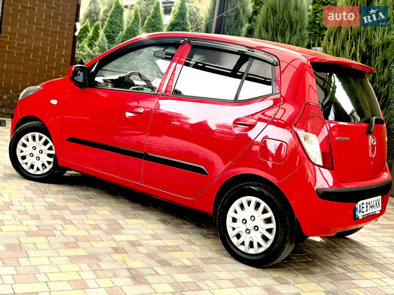Хэтчбек Hyundai i10 2008 в Днепре