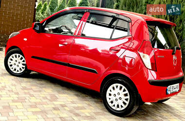 Хэтчбек Hyundai i10 2008 в 