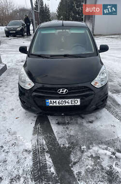 Хэтчбек Hyundai i10 2012 в Бердичеве