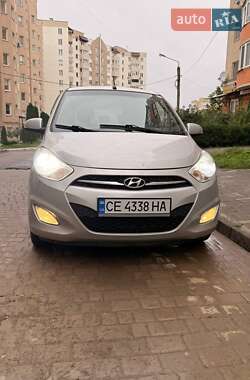 Хэтчбек Hyundai i10 2012 в 