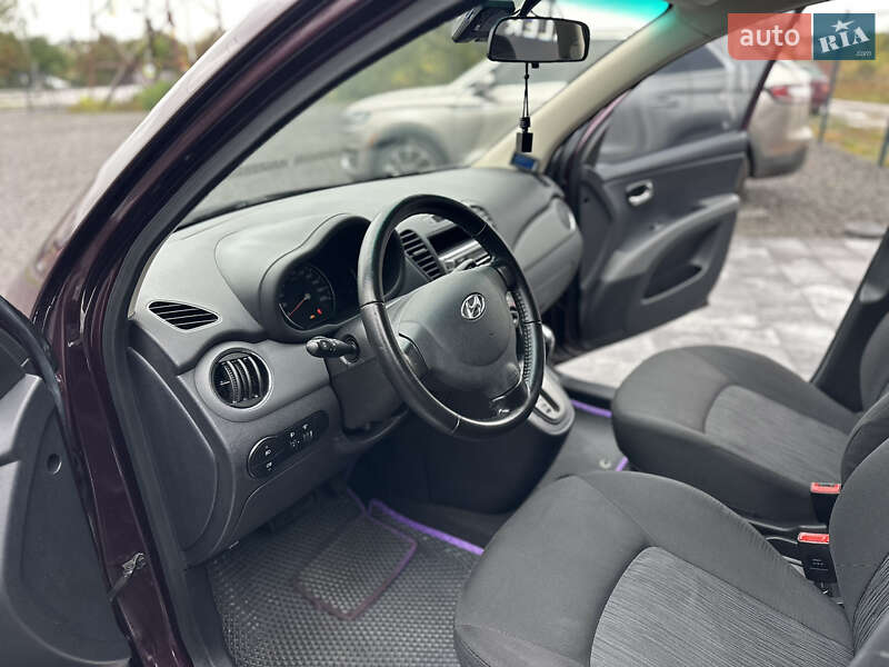 Хэтчбек Hyundai i10 2012 в Виннице