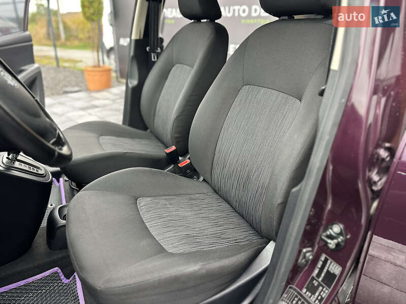 Хэтчбек Hyundai i10 2012 в Виннице
