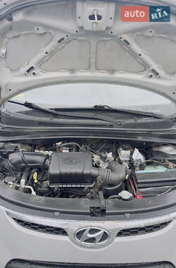 Хэтчбек Hyundai i10 2008 в 