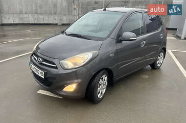 Хэтчбек Hyundai i10 2012 в Киеве