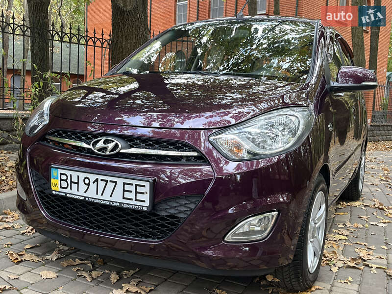 Хэтчбек Hyundai i10 2012 в Одессе фото 8 Хэтчбек Hyundai i10 2012 в Одессе