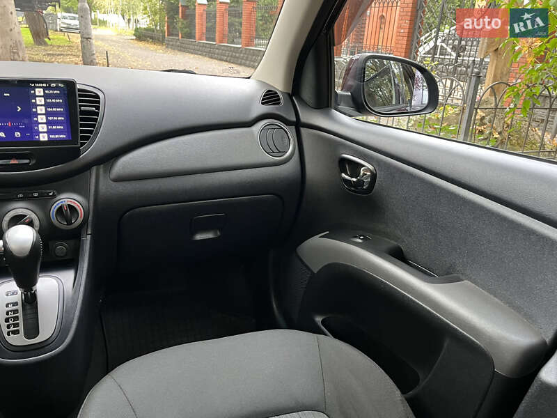 Хэтчбек Hyundai i10 2012 в Одессе фото 33 Хэтчбек Hyundai i10 2012 в Одессе