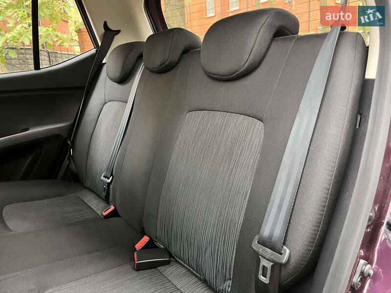 Хэтчбек Hyundai i10 2012 в Одессе фото 48 Хэтчбек Hyundai i10 2012 в Одессе