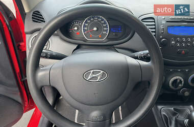 Хетчбек Hyundai i10 2011 в  фото 30 Хетчбек Hyundai i10 2011 в