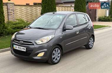 Хэтчбек Hyundai i10 2012 в 