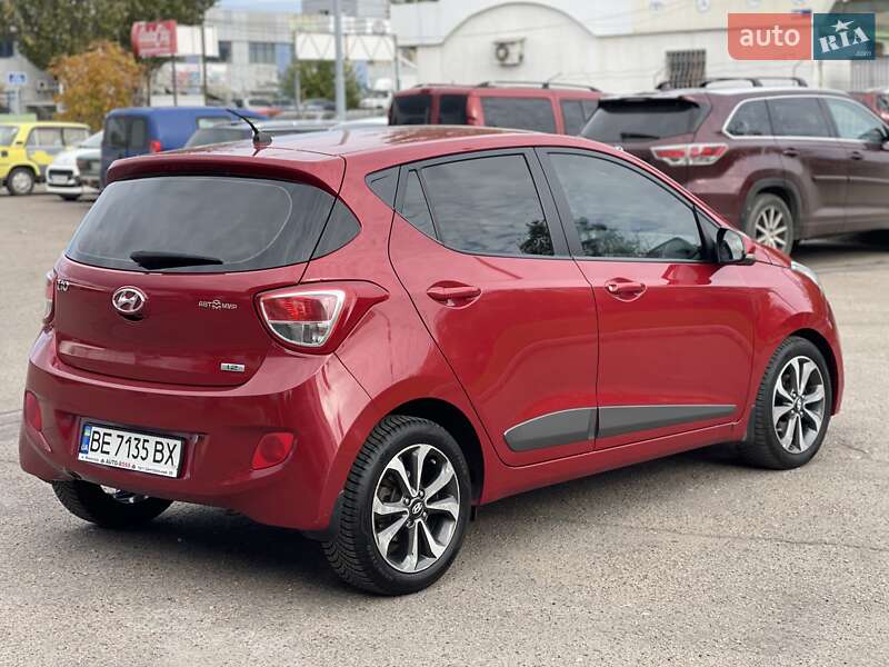 Хэтчбек Hyundai i10 2015 в Николаеве