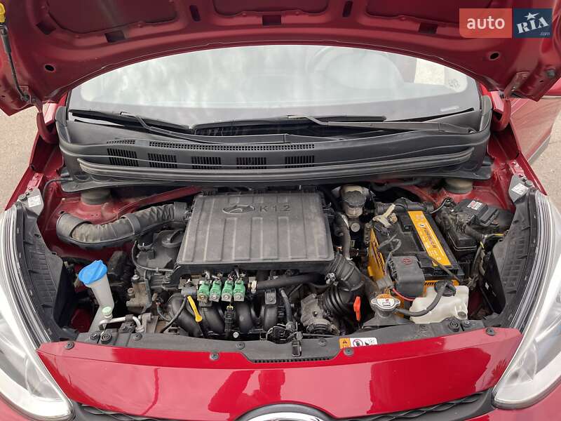 Хэтчбек Hyundai i10 2015 в Николаеве