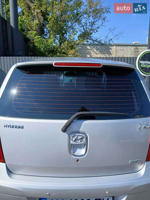 Хетчбек Hyundai i10 2012 в Харкові