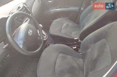 Хэтчбек Hyundai i10 2011 в  фото 6 Хэтчбек Hyundai i10 2011 в