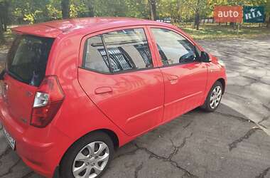 Хэтчбек Hyundai i10 2011 в  фото 11 Хэтчбек Hyundai i10 2011 в