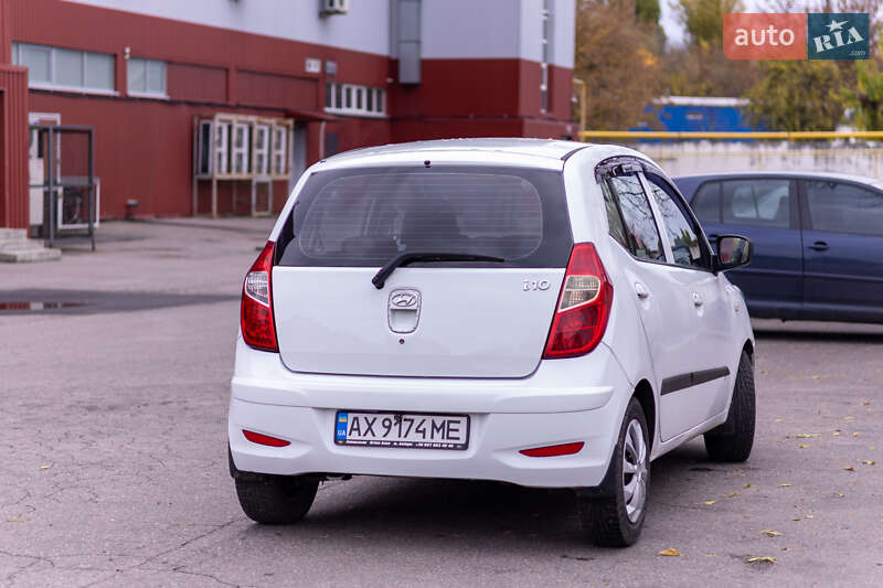 Хетчбек Hyundai i10 2013 в Кременчуці фото 5 Хетчбек Hyundai i10 2013 в Кременчуці