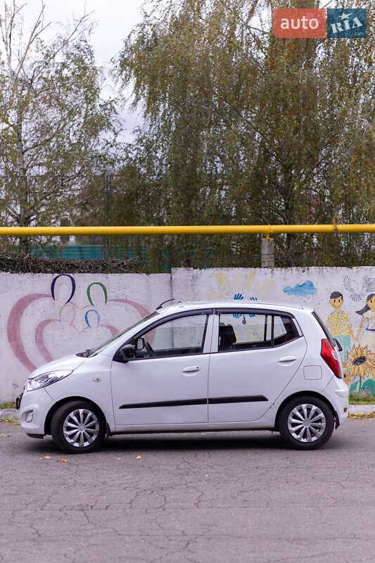 Хетчбек Hyundai i10 2013 в Кременчуці фото 9 Хетчбек Hyundai i10 2013 в Кременчуці