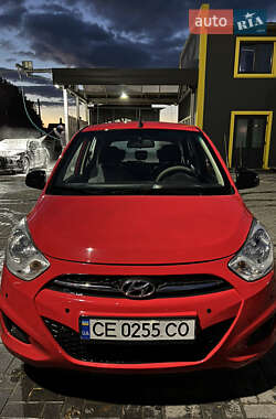 Хэтчбек Hyundai i10 2012 в Черновцах