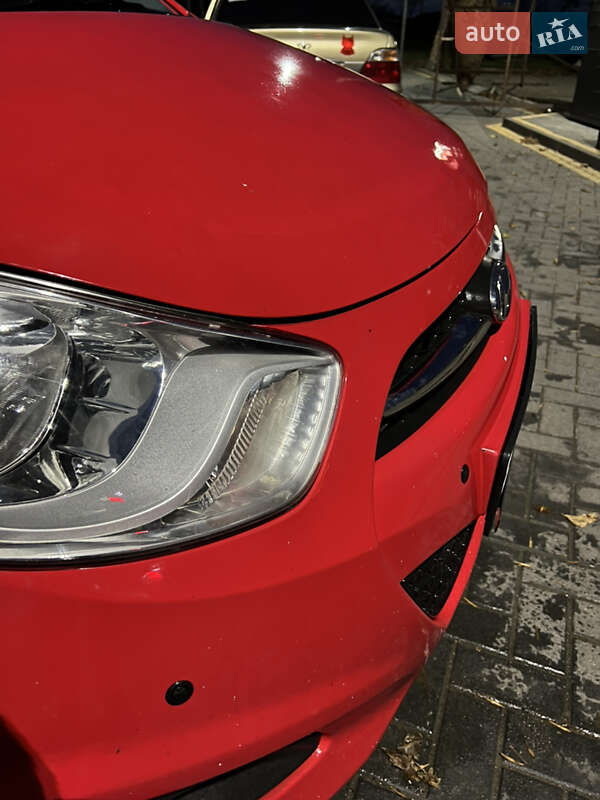 Хетчбек Hyundai i10 2012 в Чернівцях фото 12 Хетчбек Hyundai i10 2012 в Чернівцях