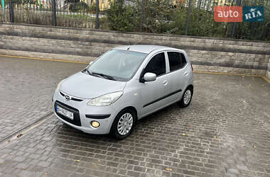 Хэтчбек Hyundai i10 2008 в Одессе