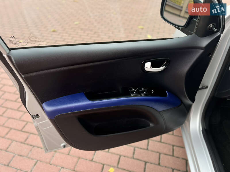 Хетчбек Hyundai i10 2008 в Рівному фото 29 Хетчбек Hyundai i10 2008 в Рівному