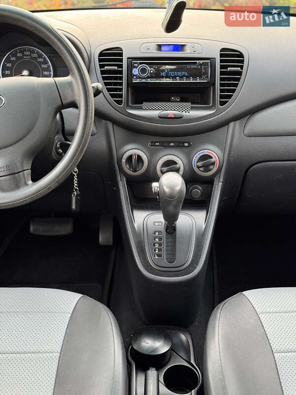 Хетчбек Hyundai i10 2013 в Києві