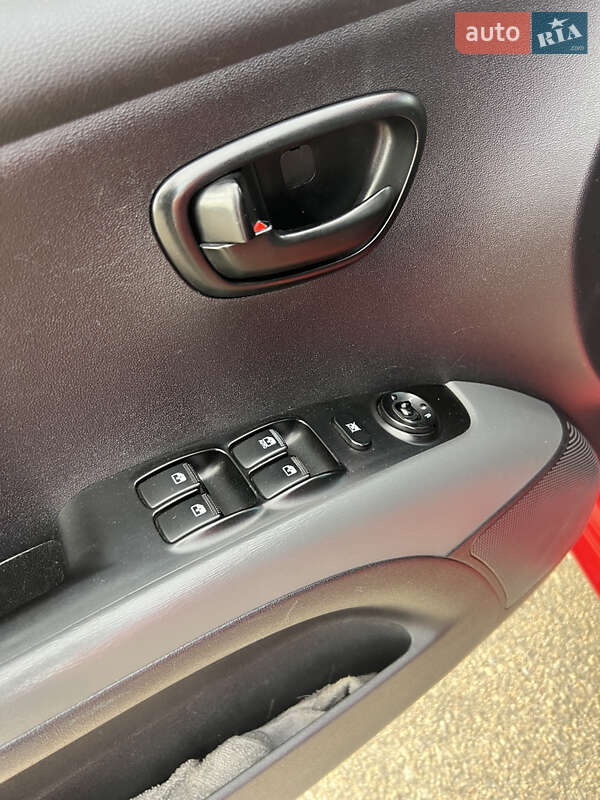 Хетчбек Hyundai i10 2008 в Кропивницькому фото 9 Хетчбек Hyundai i10 2008 в Кропивницькому