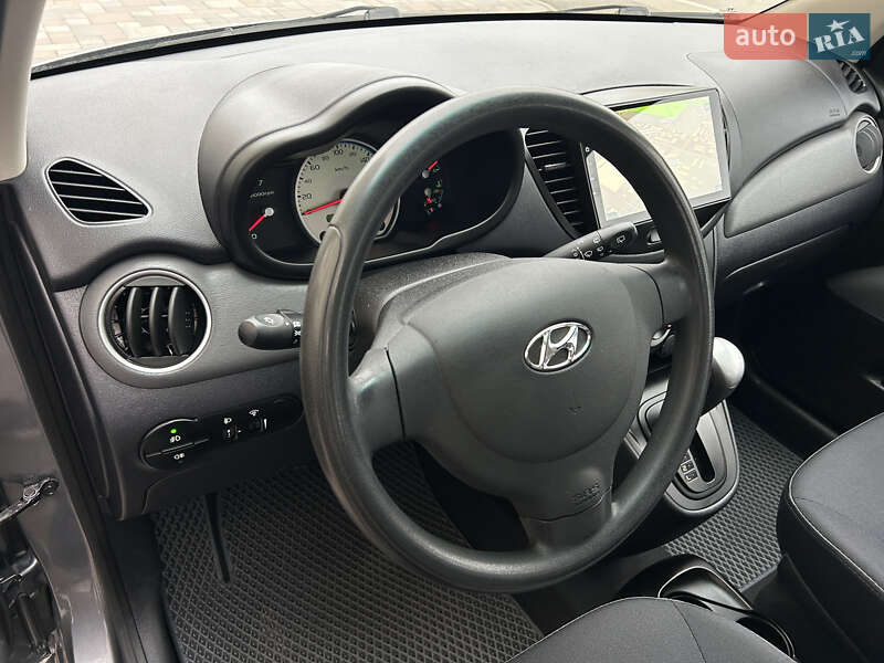 Хэтчбек Hyundai i10 2008 в Черкассах