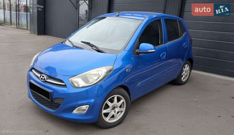 Хетчбек Hyundai i10 2011 в Києві