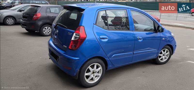 Хетчбек Hyundai i10 2011 в Києві