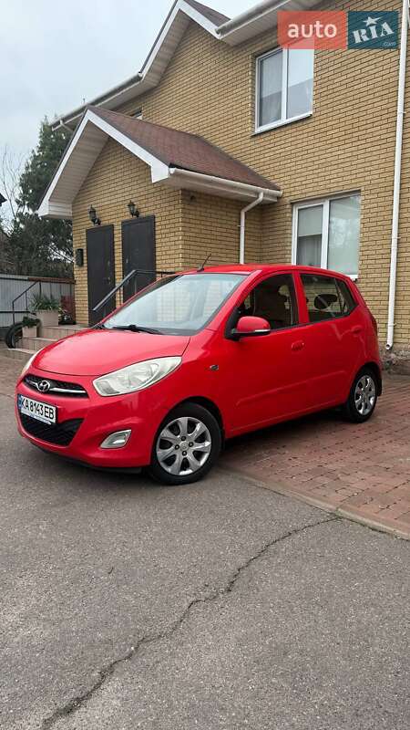 Хэтчбек Hyundai i10 2011 в Киеве фото 2 Хэтчбек Hyundai i10 2011 в Киеве