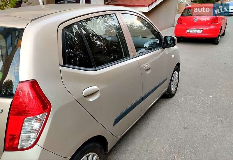 Hyundai i10 2010 Hyundai i10 2010