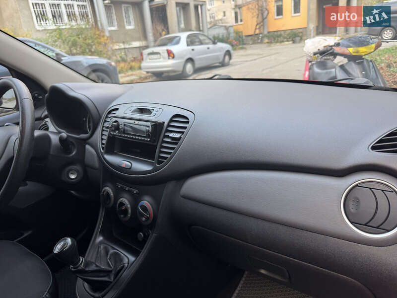 Хетчбек Hyundai i10 2013 в Вінниці фото 21 Хетчбек Hyundai i10 2013 в Вінниці