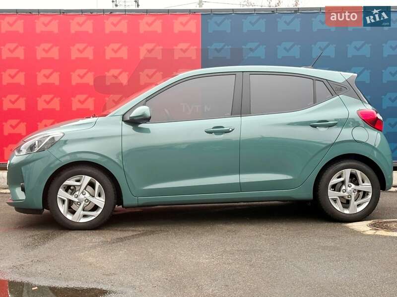 Хетчбек Hyundai i10 2022 в Києві
