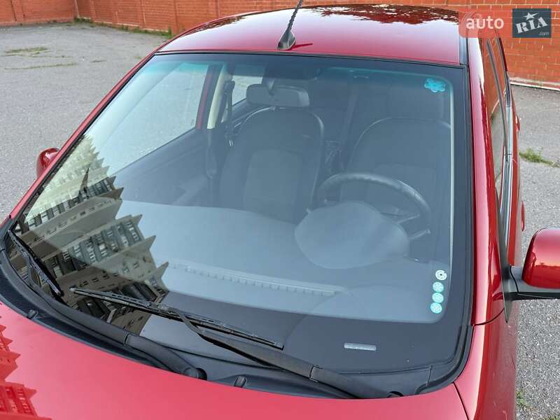 Хэтчбек Hyundai i10 2013 в Харькове фото 17 Хэтчбек Hyundai i10 2013 в Харькове