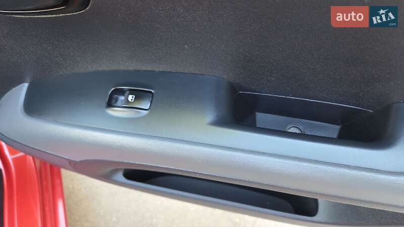 Хэтчбек Hyundai i10 2013 в Харькове фото 32 Хэтчбек Hyundai i10 2013 в Харькове