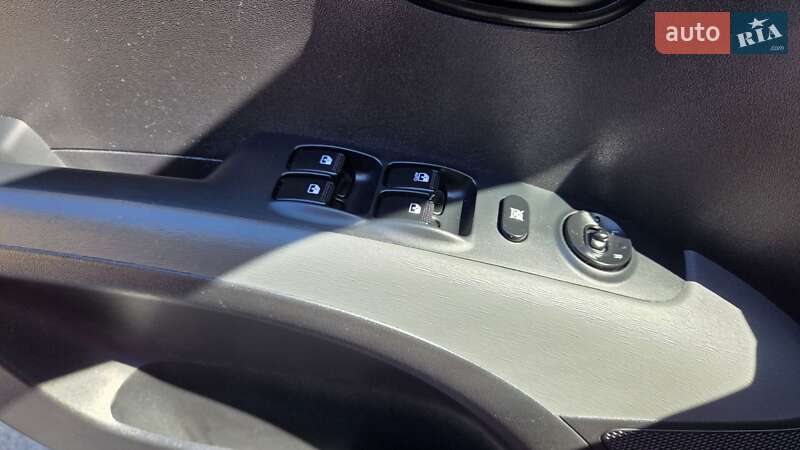 Хэтчбек Hyundai i10 2013 в Харькове фото 37 Хэтчбек Hyundai i10 2013 в Харькове