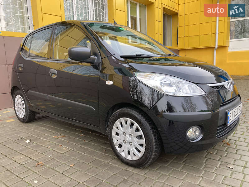 Хэтчбек Hyundai i10 2008 в Одессе