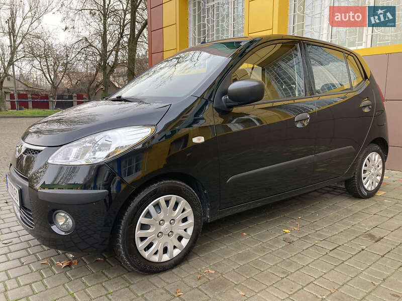 Хэтчбек Hyundai i10 2008 в Одессе
