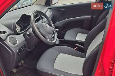 Хетчбек Hyundai i10 2008 в Ужгороді