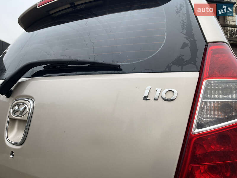 Хетчбек Hyundai i10 2011 в Львові