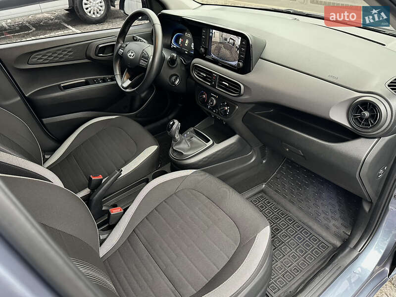 Хетчбек Hyundai i10 2023 в Києві