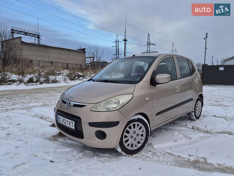 Хэтчбек Hyundai i10 2008 в Львове