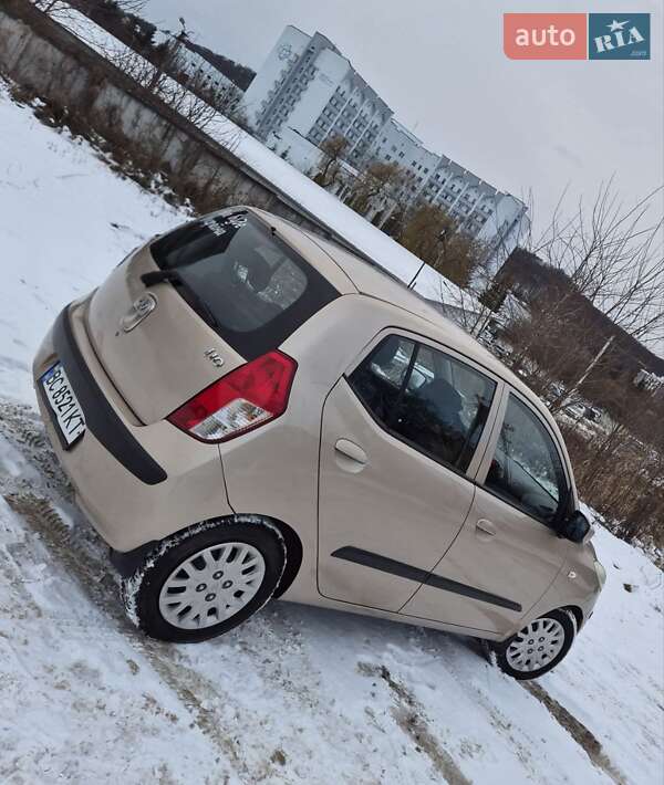 Хэтчбек Hyundai i10 2008 в Львове