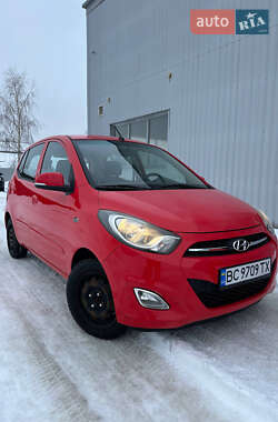 Хэтчбек Hyundai i10 2010 в Львове