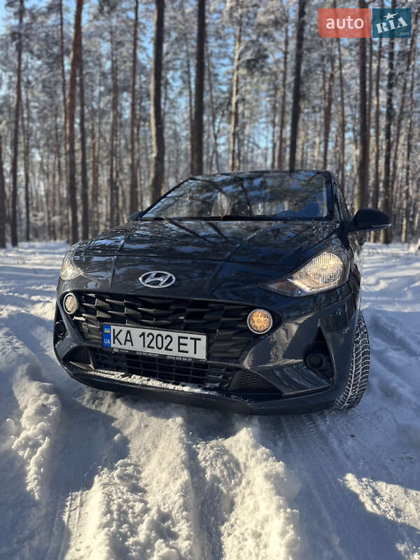 Hyundai i10 2021