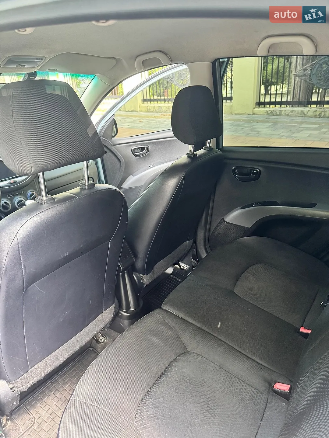 2011 Hyundai i10 - мініатюра 18