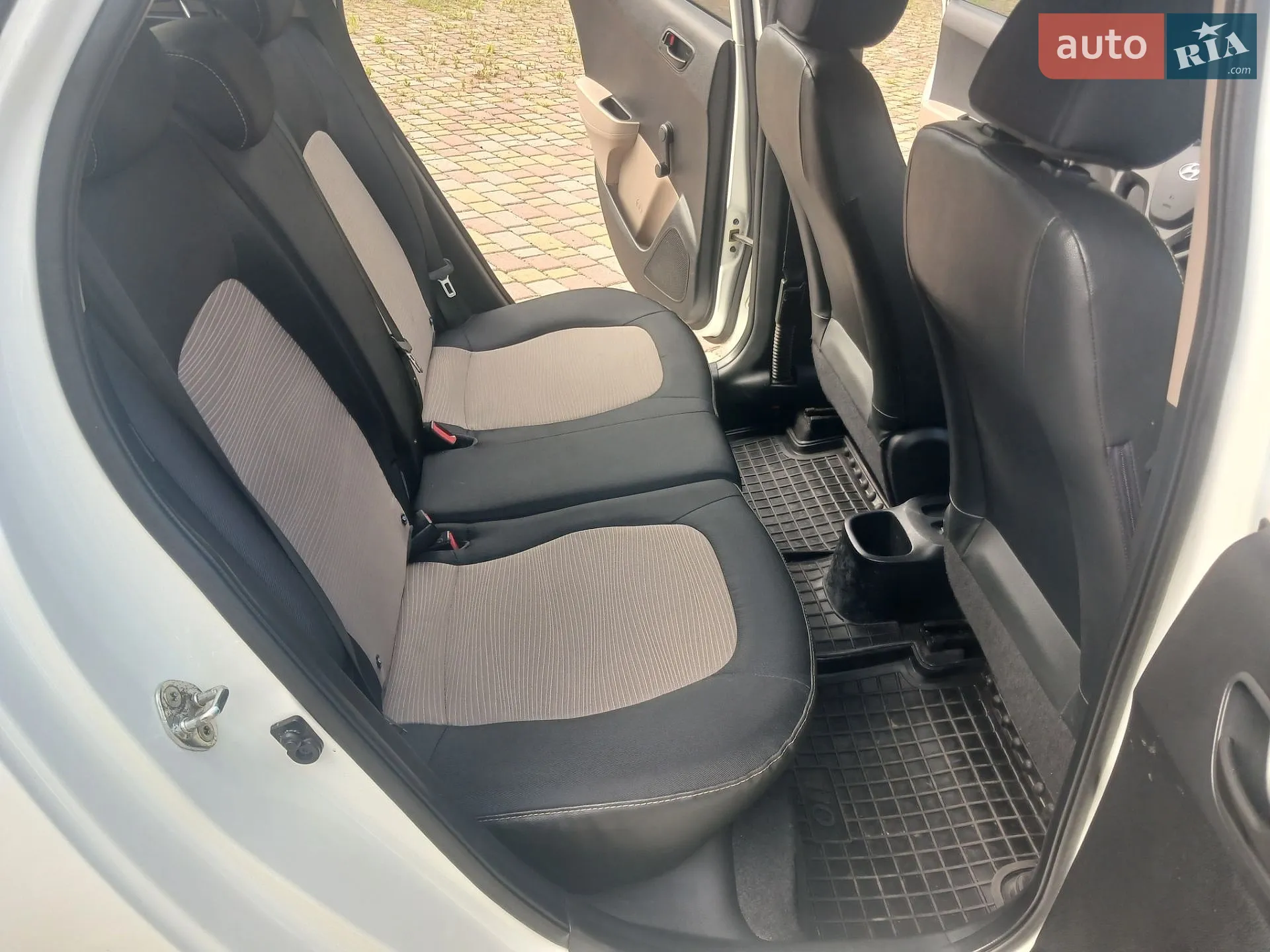 2015 Hyundai i10 - мініатюра 8