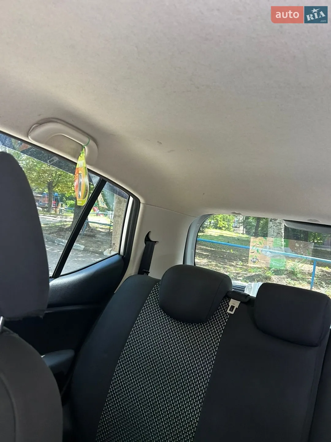 2012 Hyundai i10 - мініатюра 11